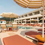 Minno Boutique & 5* Skopelos