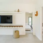 Minno Boutique & Skopelos