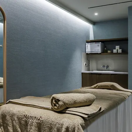 Minno Boutique & 5*