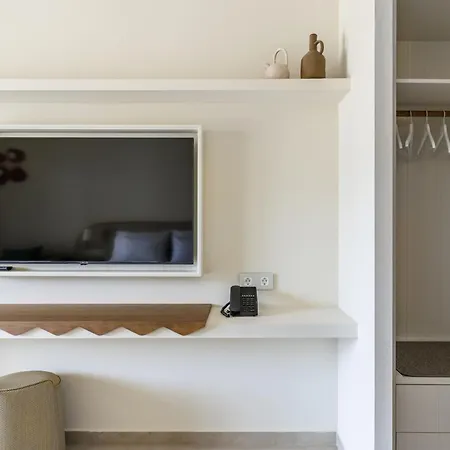 Minno Boutique & Hotell 5*