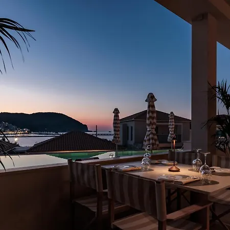 Minno Boutique & 5* Skopelos