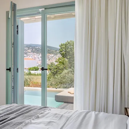 Minno Boutique & 5*