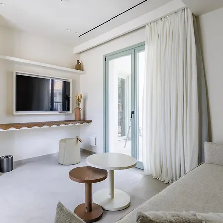 Minno Boutique & Hotell 5*