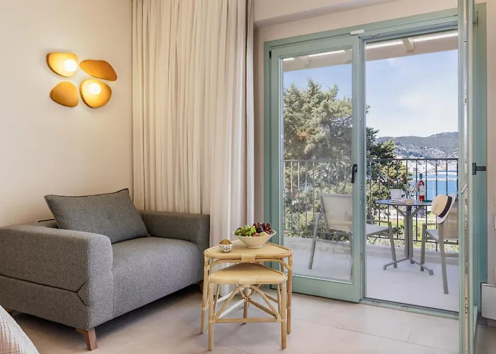 Minno Boutique & Hotel Skopelos Town