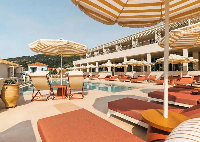 Minno Boutique & 5* Skopelos stad