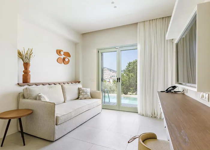 Minno Boutique & Skopelos Town