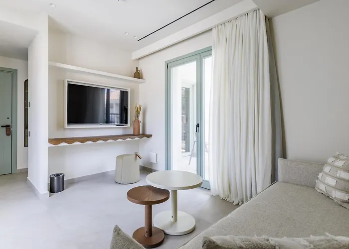 Minno Boutique & Hotel 5*